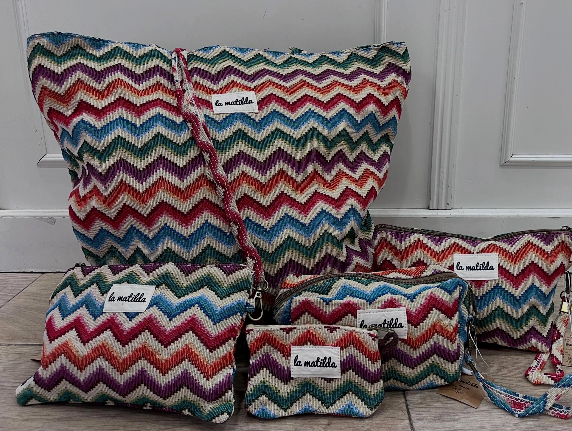 Complementos de Chela Cachemir para preparar tu look de feria
